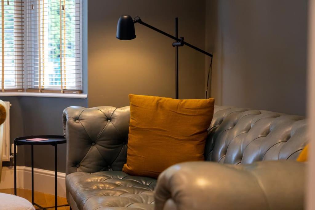 Hereford - Clifton Villa - Beautifully Presented House Located A Short Walk From City Centre - Sleeps 6 Guests - Perfect For Exploring Hereford - Hosted By Rentmyhouse Zewnętrze zdjęcie